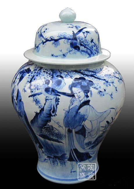 景德镇陶瓷艺术瑰宝 探秘将军罐与青花彩釉的华美乐章